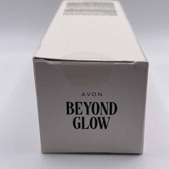 Avon Beyond Glow Hyaluronic Acid + Niacinamide Facial Cleanser 150 ml / 5 fl oz - Picture 9 of 10